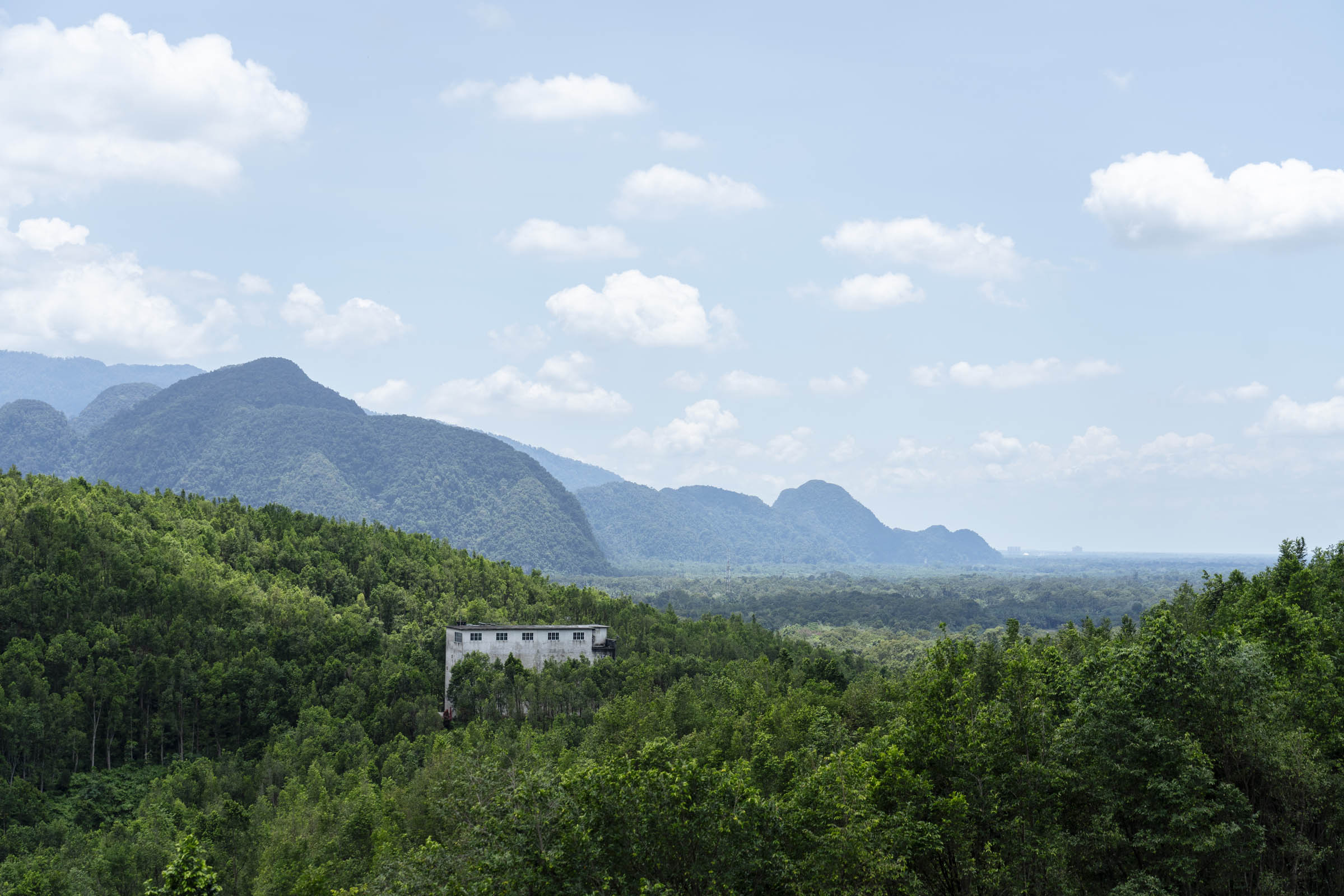 View from the first checkpoint of the Gaharu Tea Valley tour. Photo by Teoh Eng Hooi.